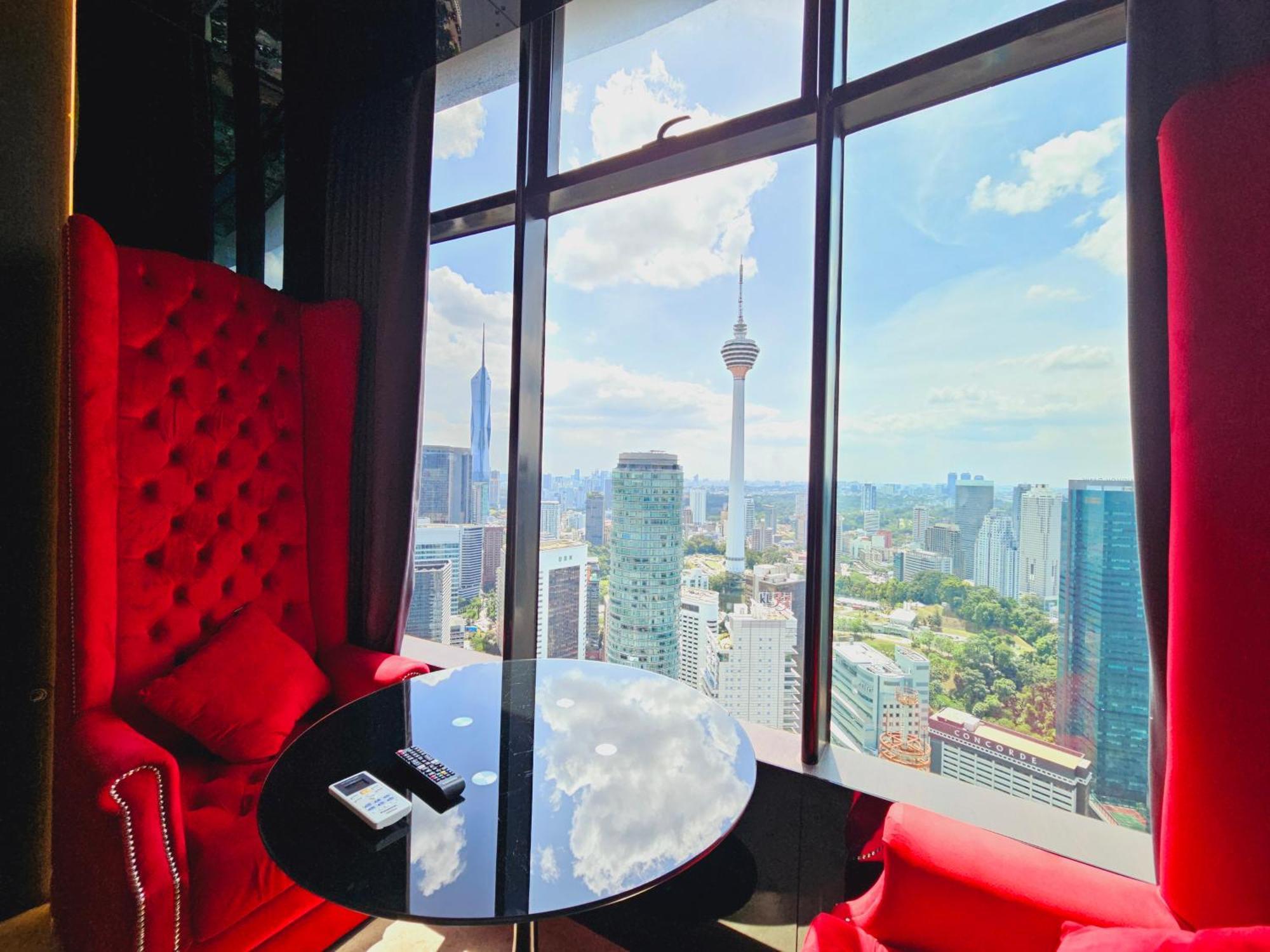 Sky Suites Klcc By Staylar Куала Лумпур Екстериор снимка