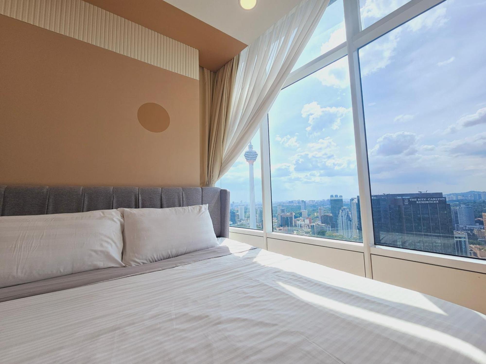 Sky Suites Klcc By Staylar Куала Лумпур Екстериор снимка