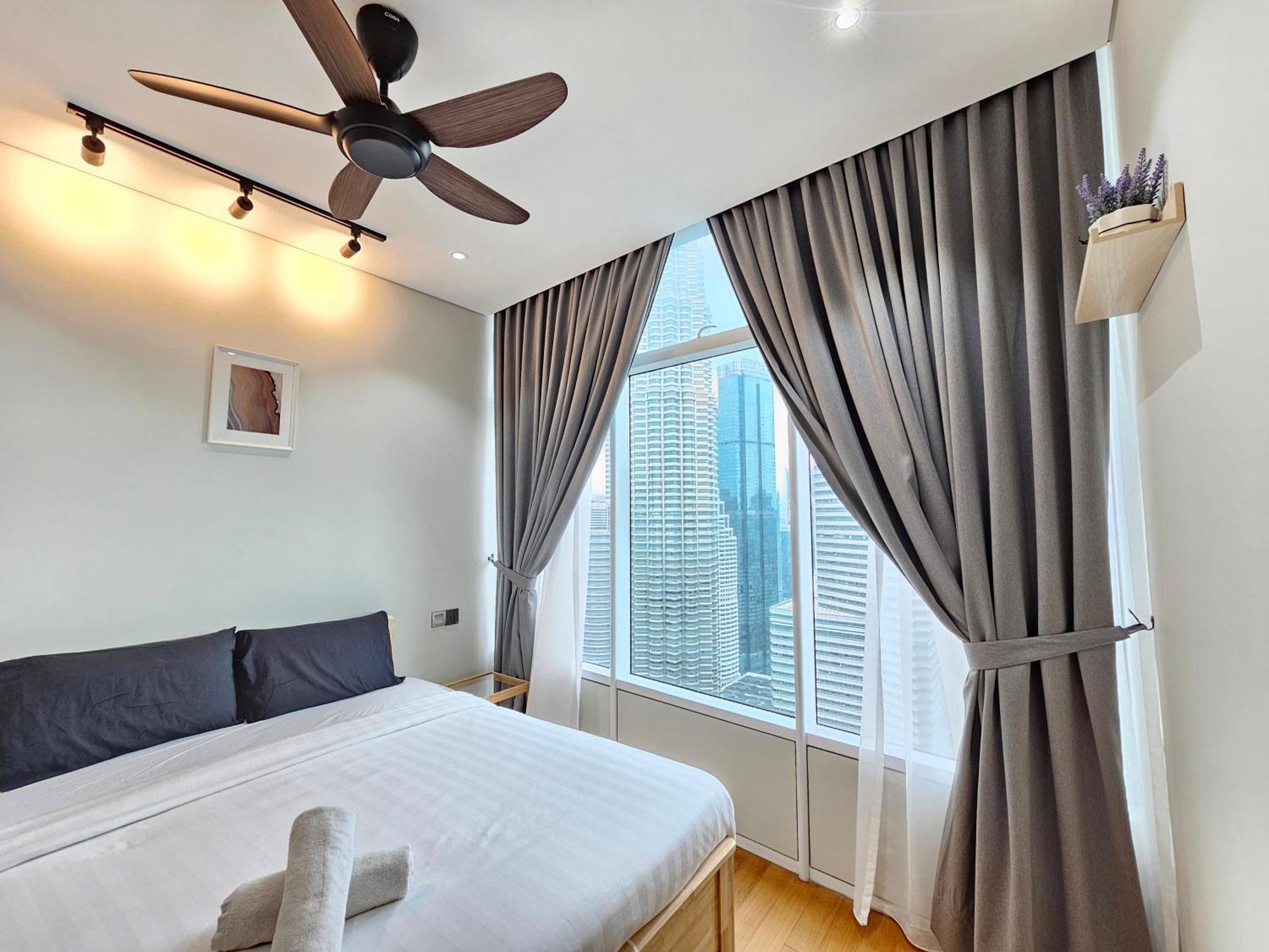 Sky Suites Klcc By Staylar Куала Лумпур Екстериор снимка